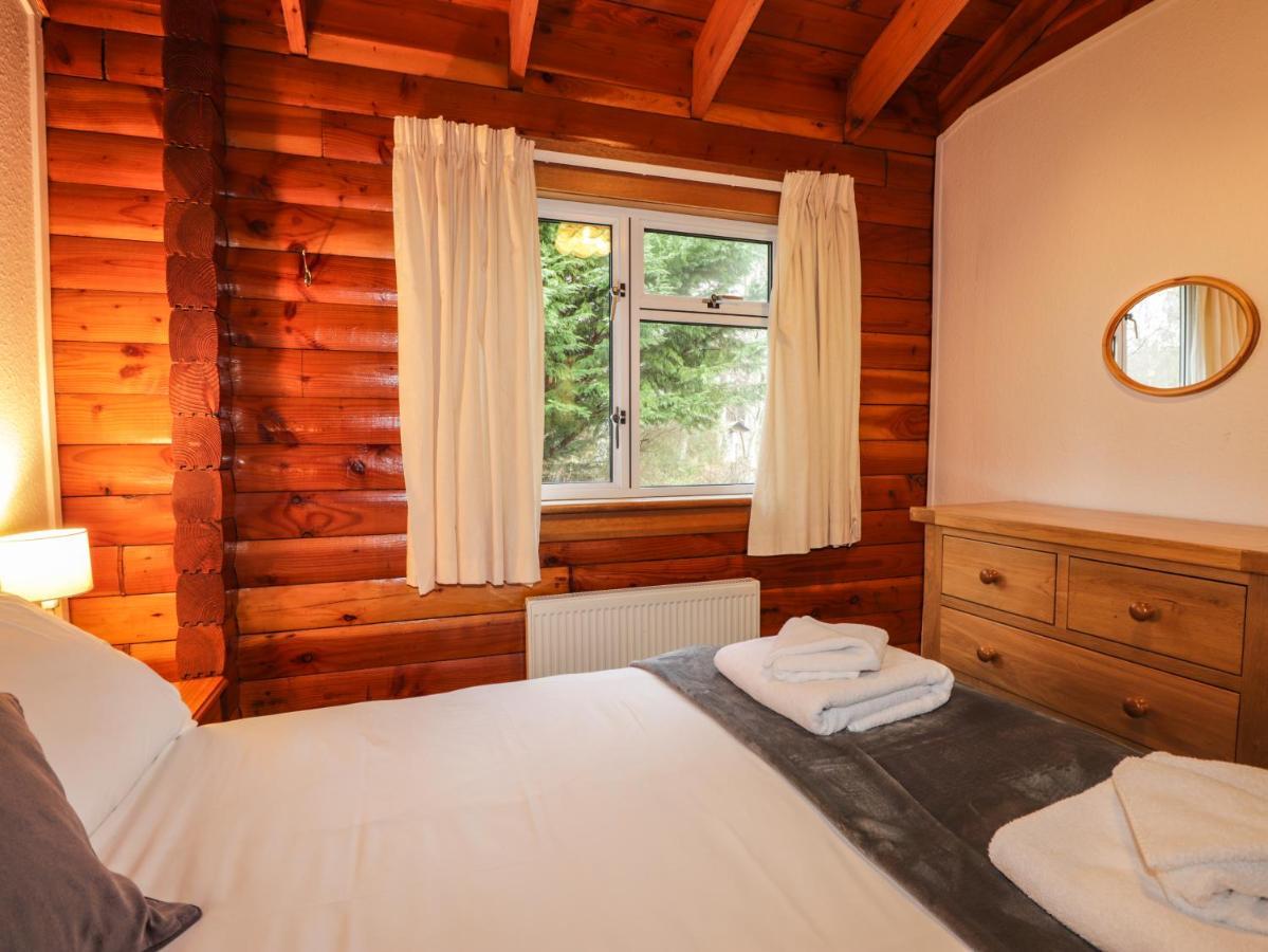 Spruce Lodge Strathpeffer Exteriér fotografie