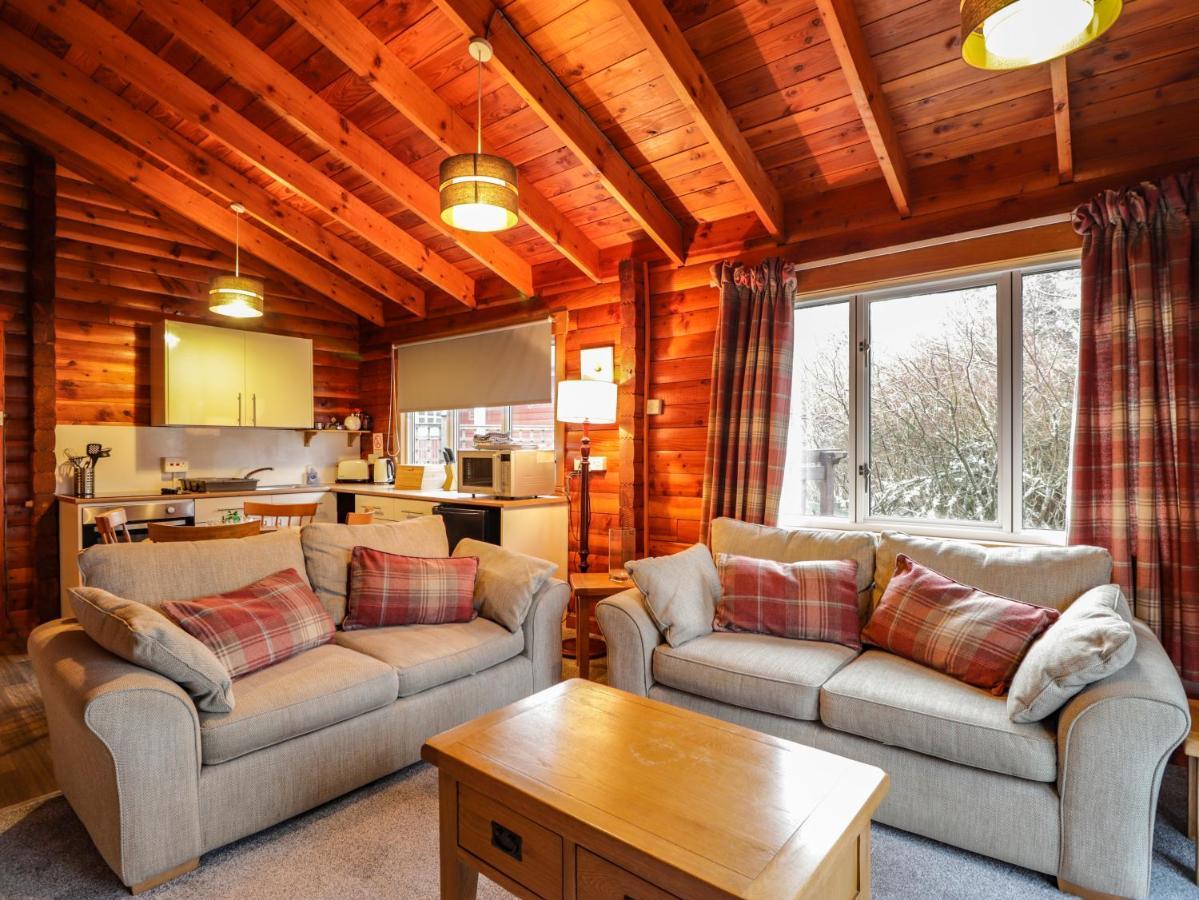 Spruce Lodge Strathpeffer Exteriér fotografie
